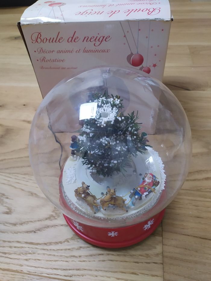 Boule de Noël avec soufflerie