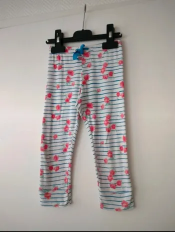 (c) legging fleurs Petit Bateau 2ans