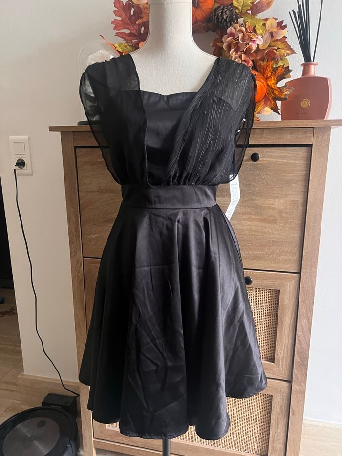 Robe de soirée - photo numéro 3