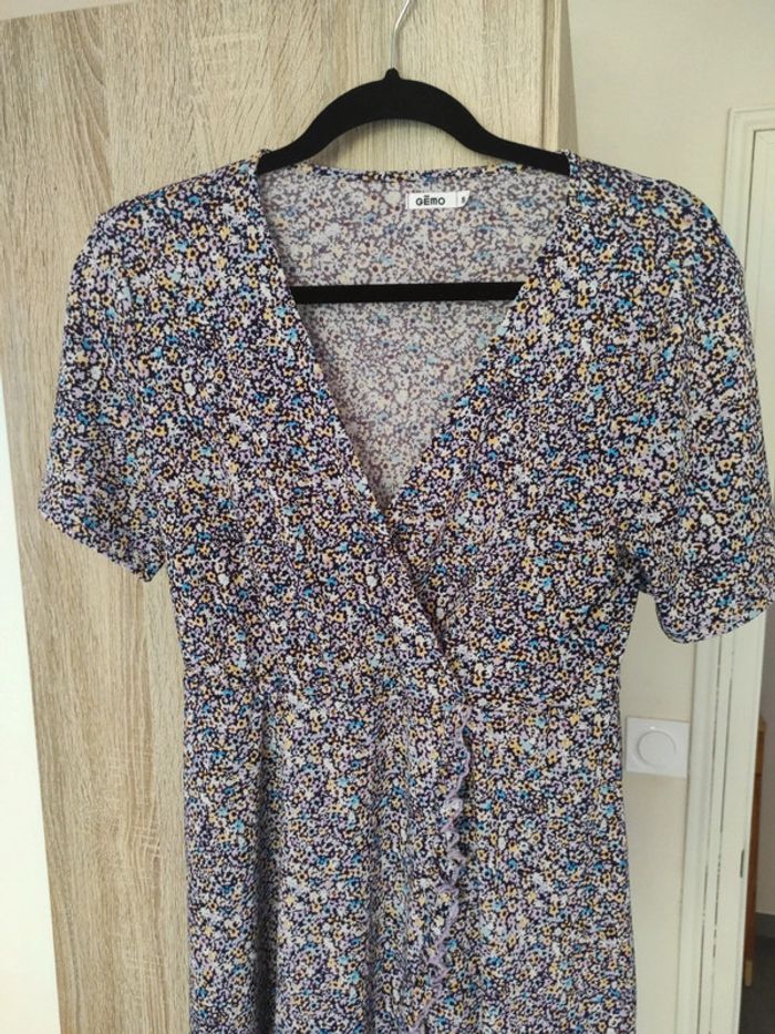 Robe 👗 fleurie taille S - photo numéro 2