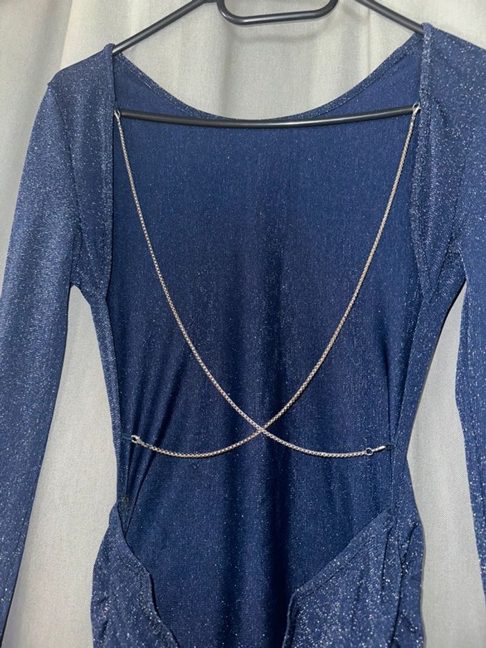 Robe dos nu shein bleu XS - photo numéro 2