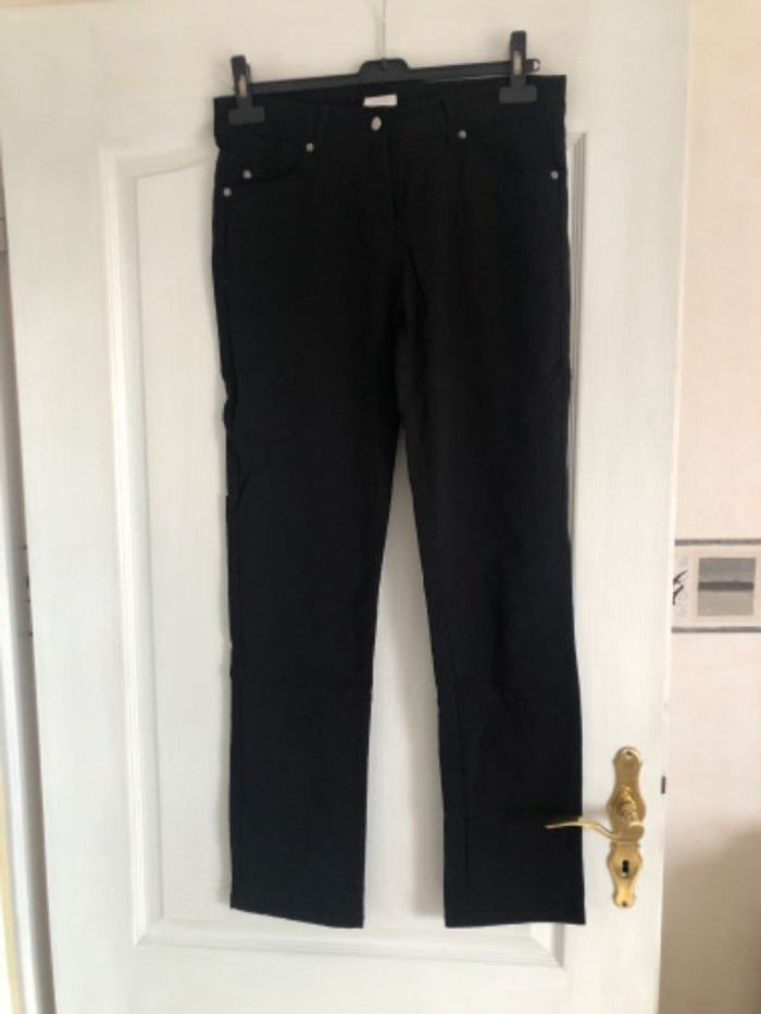 Pantalon noir Intermarché