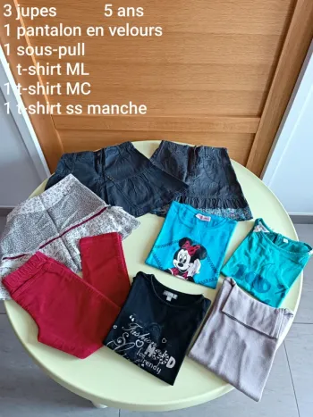 Lot divers fille 5 ans