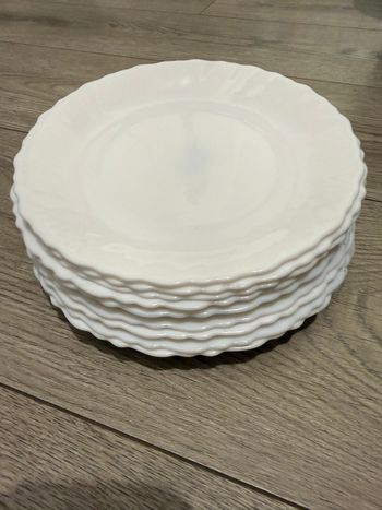 Lot 10 assiettes à dessert 