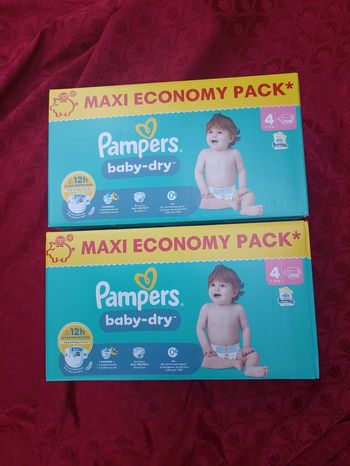 2 cartons de couches Pampers baby-dry T4 taille 4