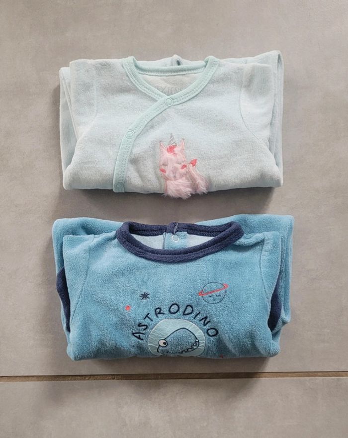 Lot pyjamas 1 mois