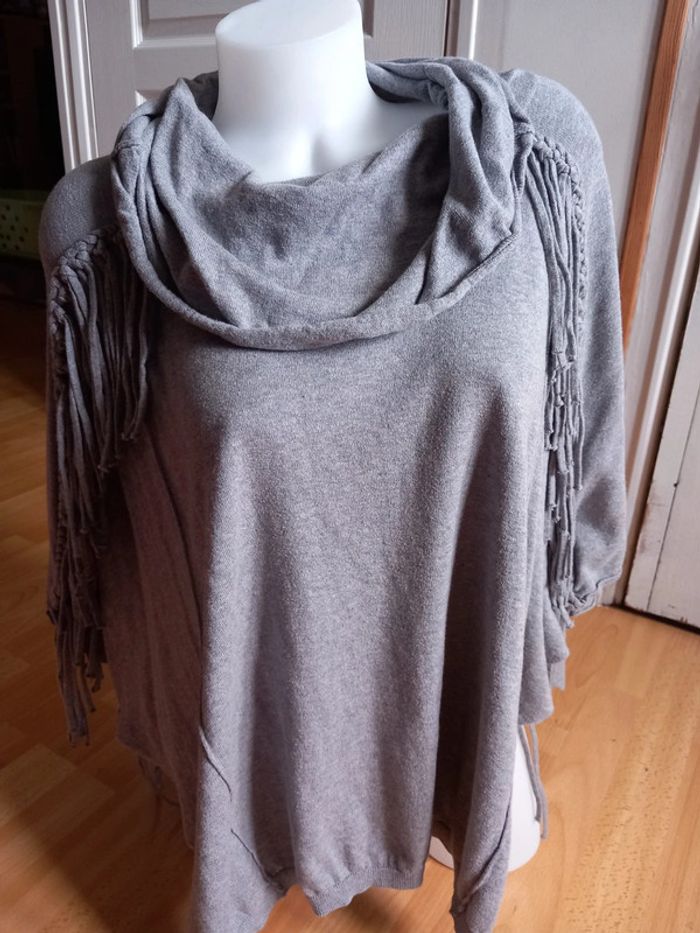 Cape poncho