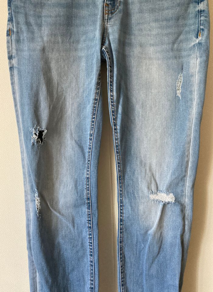 jeans déchiré Zara taille 42 - photo numéro 3