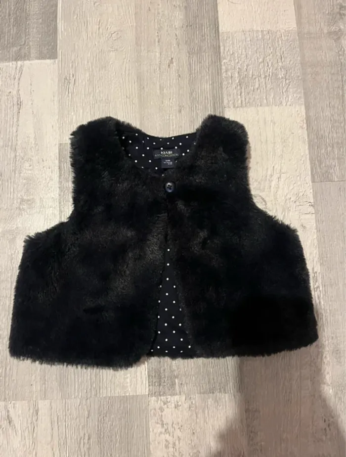 Gilet fourrure marine bébé fille 6 mois