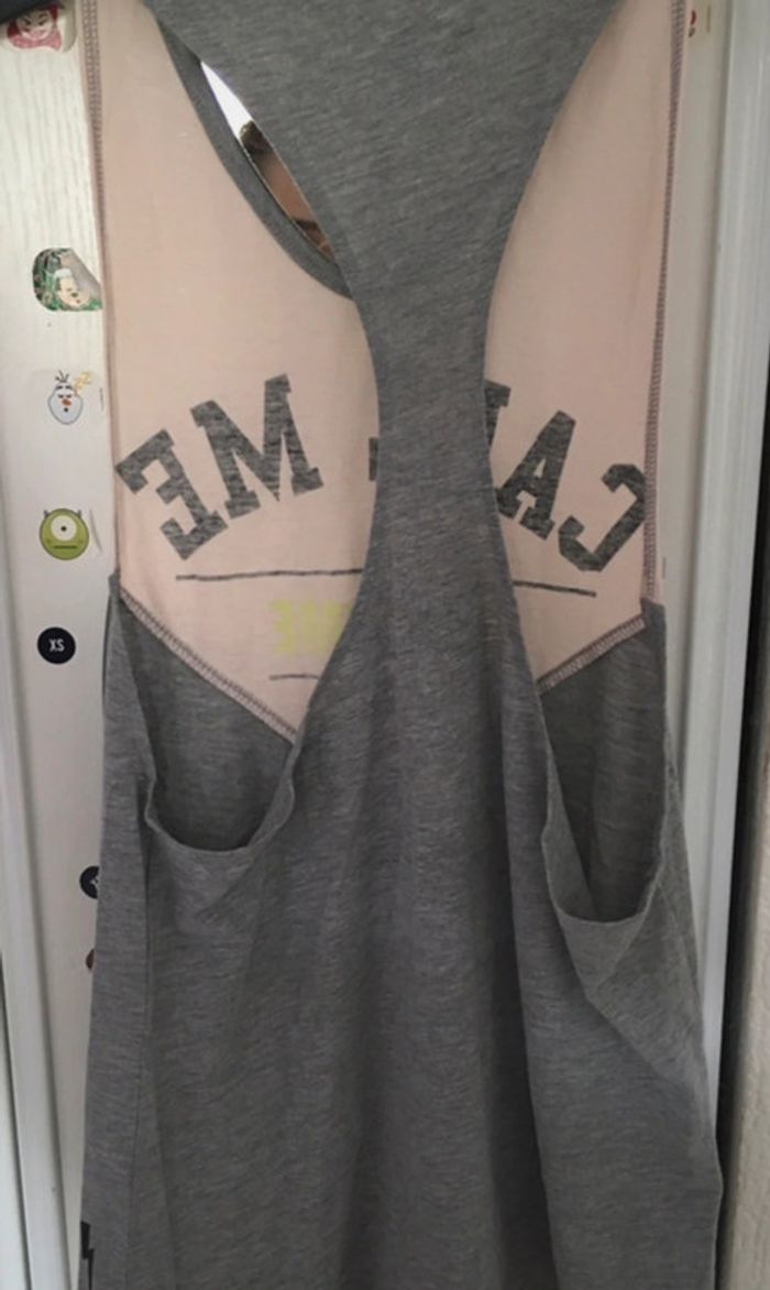 T-shirt de sport , gris et rose, undiz, XS - photo numéro 4