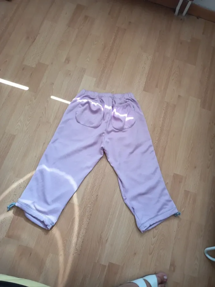 Pantacourt Adidas taille 38 - photo numéro 4