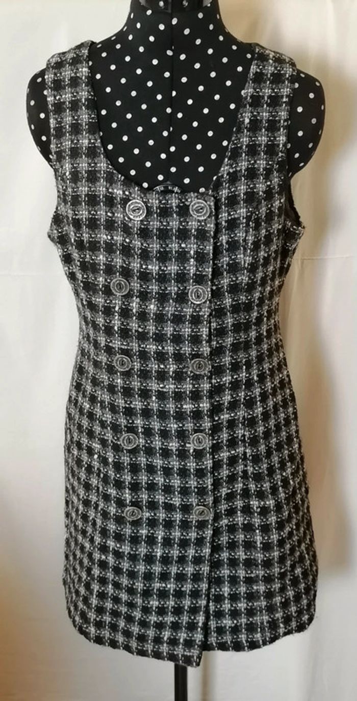 Robe carreaux noir et blanc bouton métal taille 42 Promod - photo numéro 2