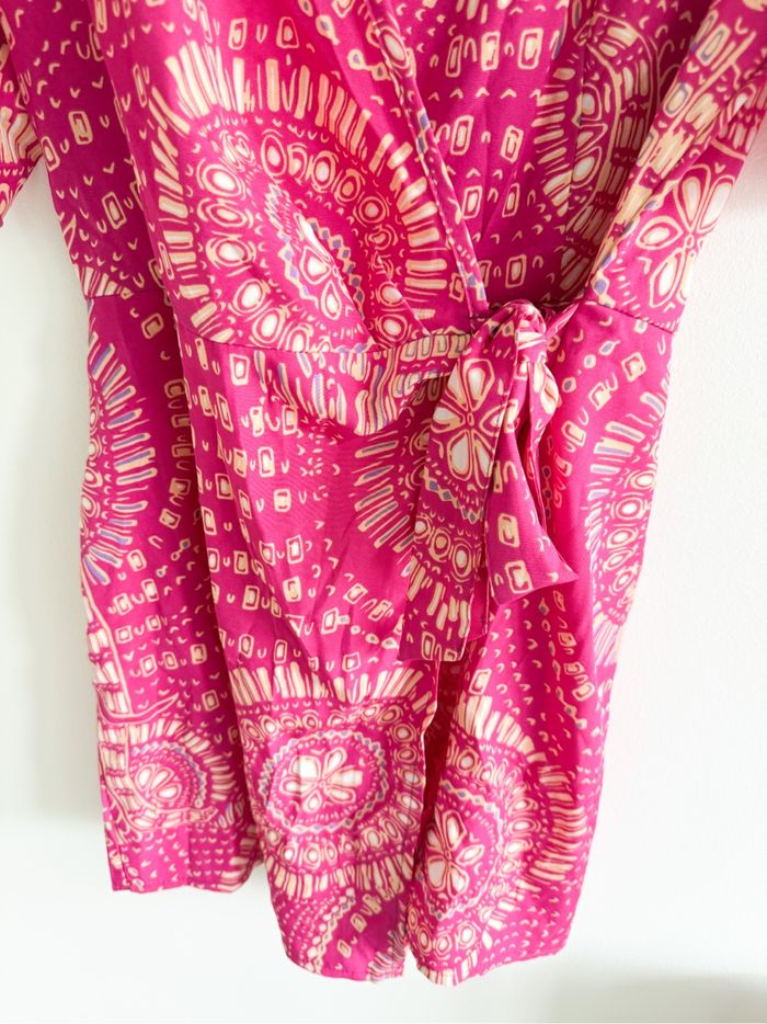 Combishort manches courtes fuchsia à motifs abricot Shein taille 36 S - photo numéro 2