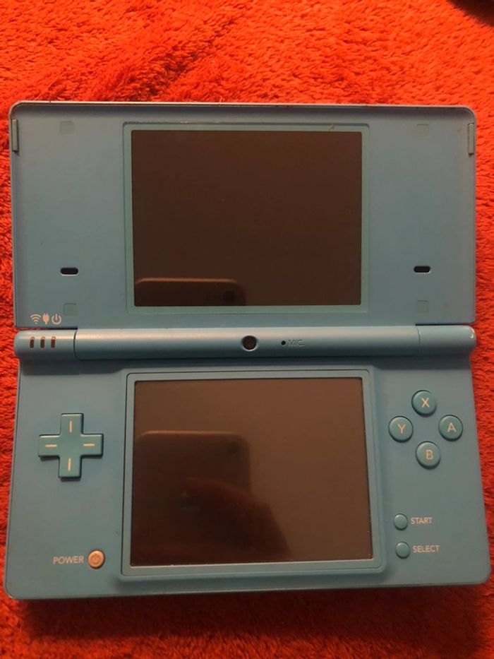 Nintendo Dsi - photo numéro 2
