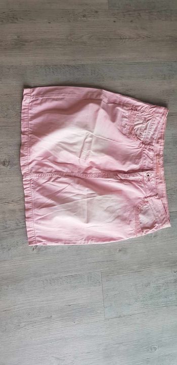 Jupe en jean rose