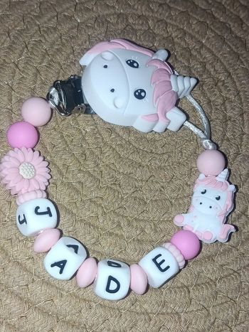 Attache tétine personnalisée 