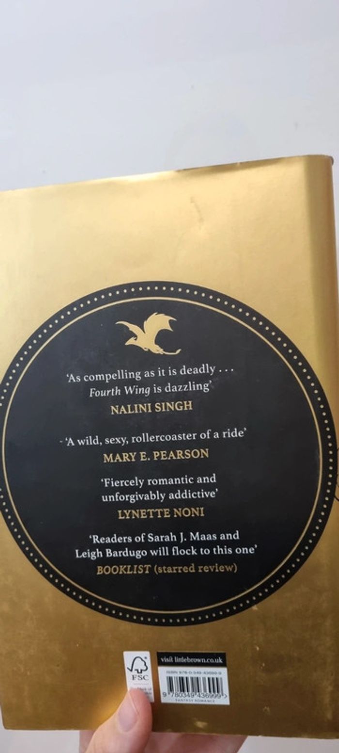 Fourth wing hardcover + Goodies - photo numéro 7