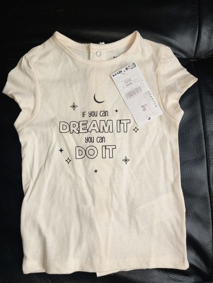 Tee-shirt manches courtes 12 mois neuf