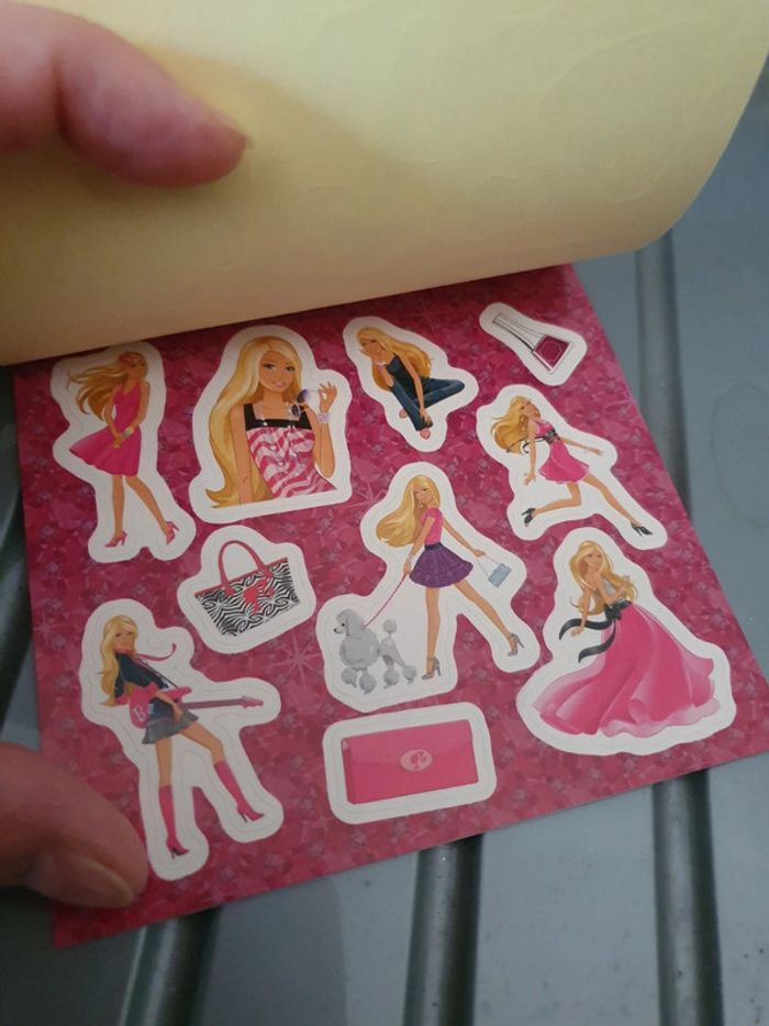 Lot stickers barbie - photo numéro 5