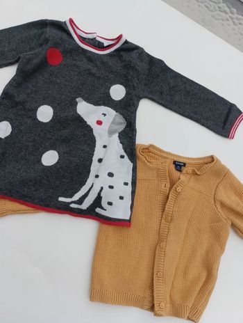 Lot robe Absorba taille 2 ans et un gilet en bon état