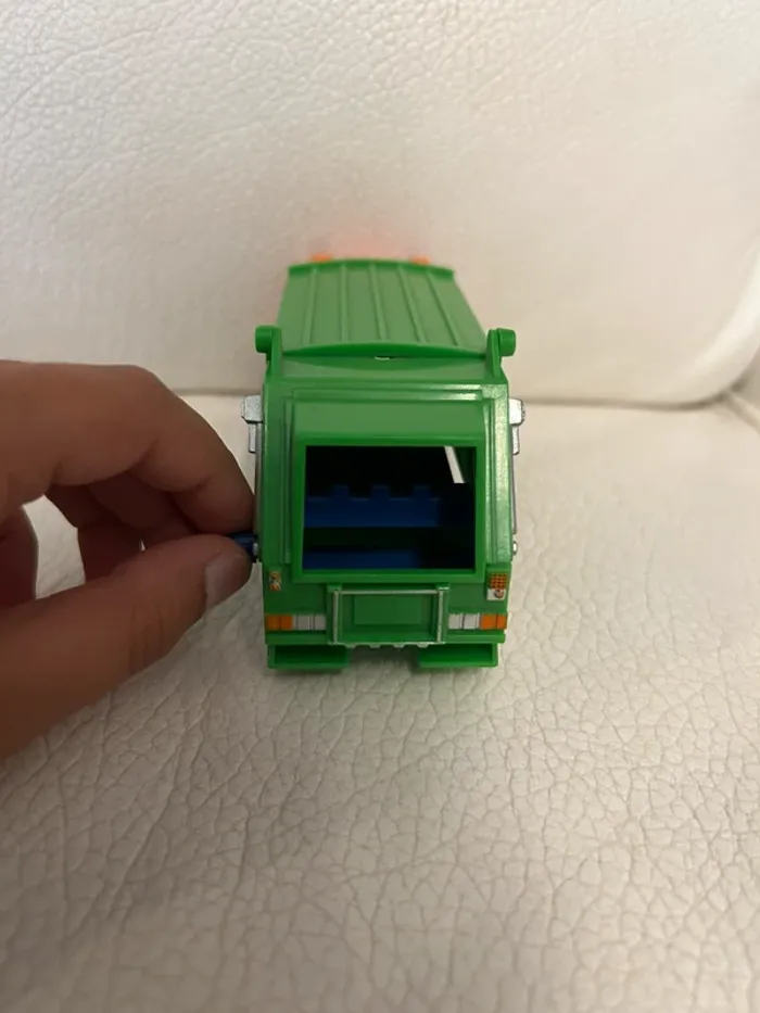 Voiture enfant camion poubelle - photo numéro 5