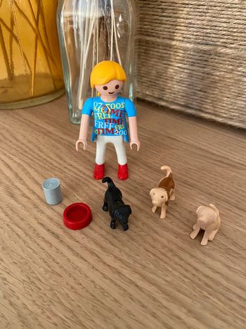 Chiots et personnage Playmobil