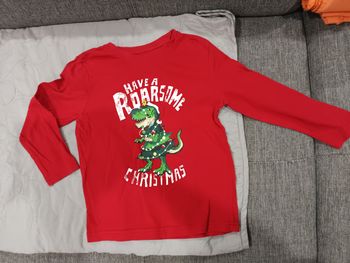 Pull de Noël Primark dinosaure 4/5ans 110cm