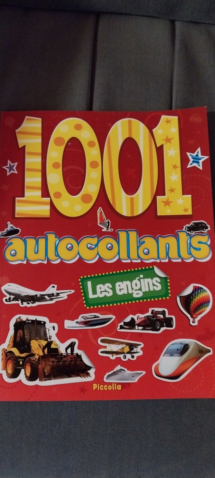 1001 autocollants Les engins