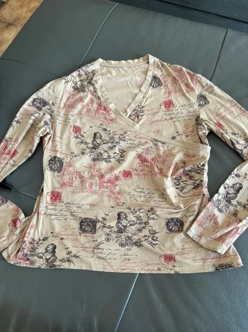 T-shirt cache cœur taille 42