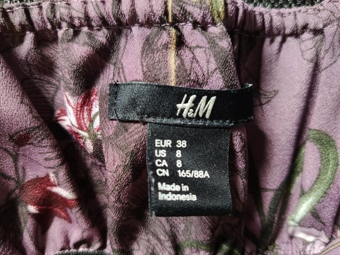 Robe rose à fleurs H&M T38 portée 1 fois - photo numéro 2
