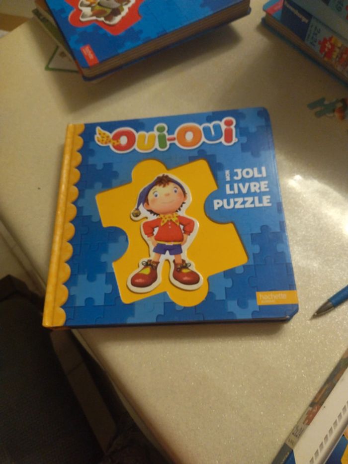 Livre puzzle Oui Oui