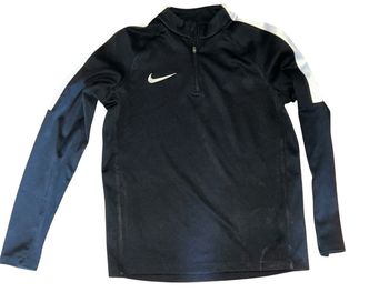 Sweat-shirt #nike#10/12 ans