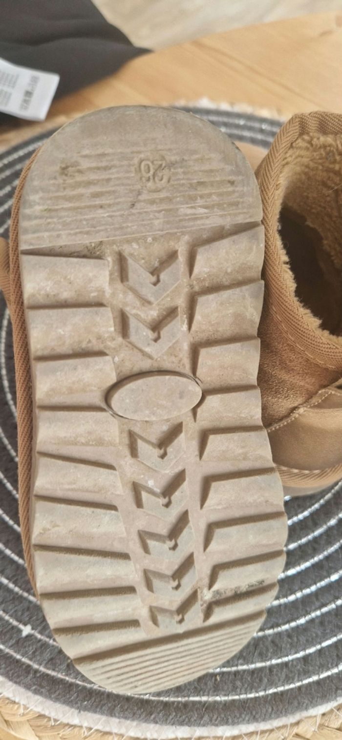 Chaussure taille 26 - photo numéro 4