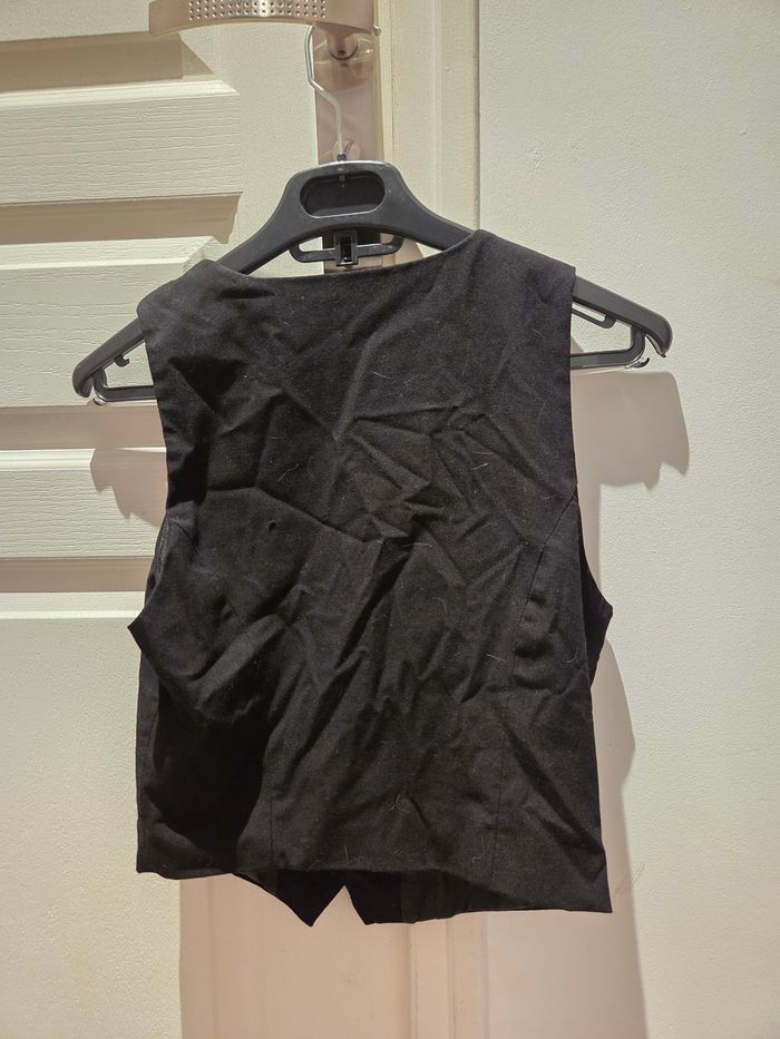 Bolero noir avec bouton - photo numéro 4