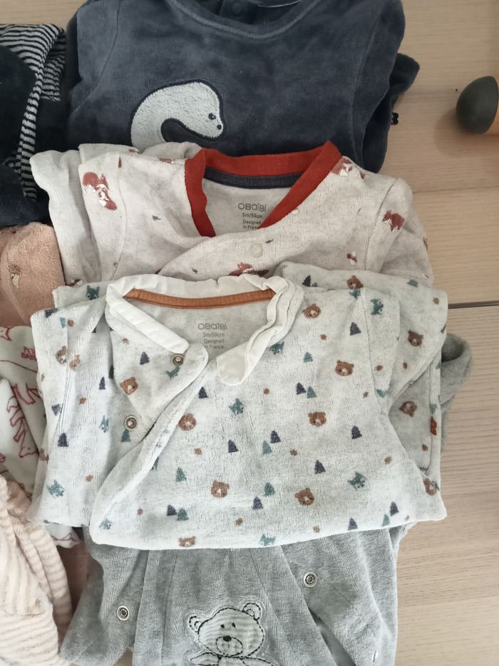 Lot de pyjamas - photo numéro 9