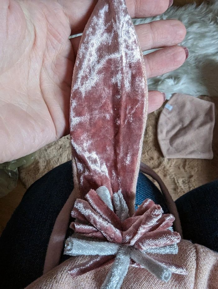 Lot bonnet et tour de coup lapin - photo numéro 2