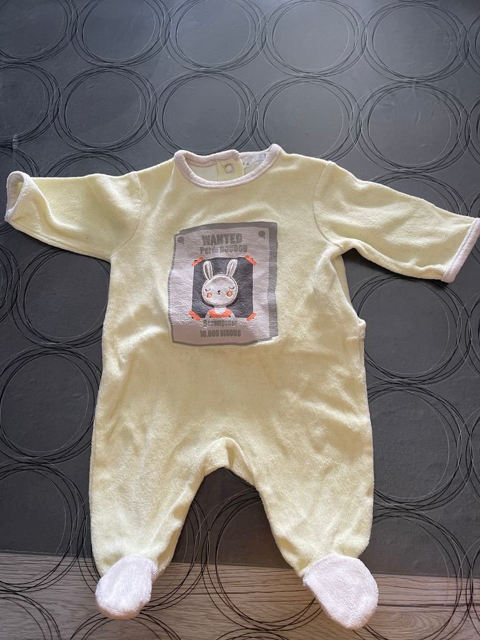 Lot de pyjamas 1 mois - photo numéro 6