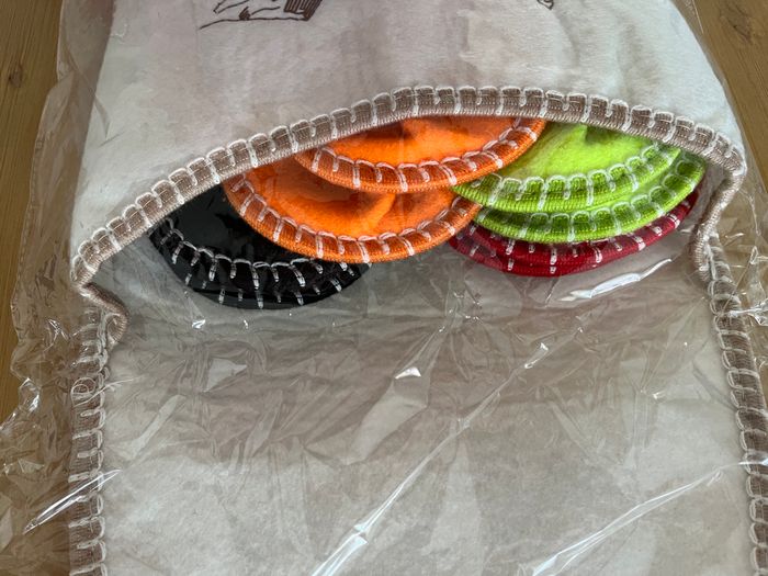 Set de pantoufles pour invités - Gnomes - Neuf - photo numéro 3