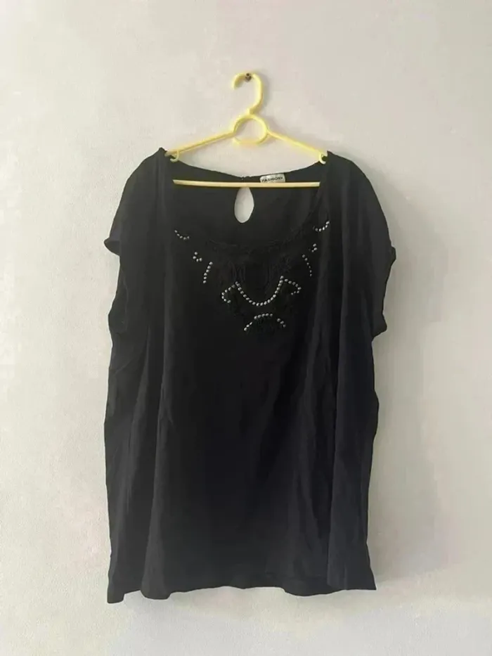 Tee shirt noir - Taille 50 - photo numéro 2
