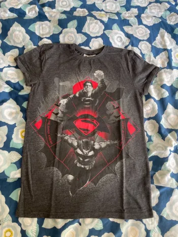 Tshirt gris Superman taille 12 ans