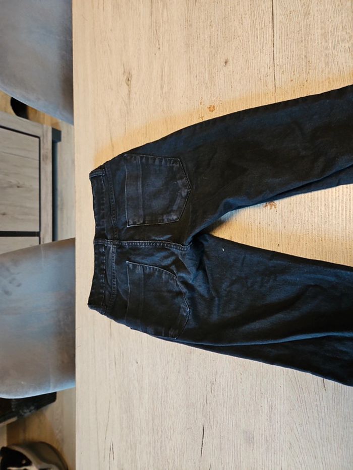 Jean s noir, skinny, Kiabi, taille 32 (12ans), bon état - photo numéro 8
