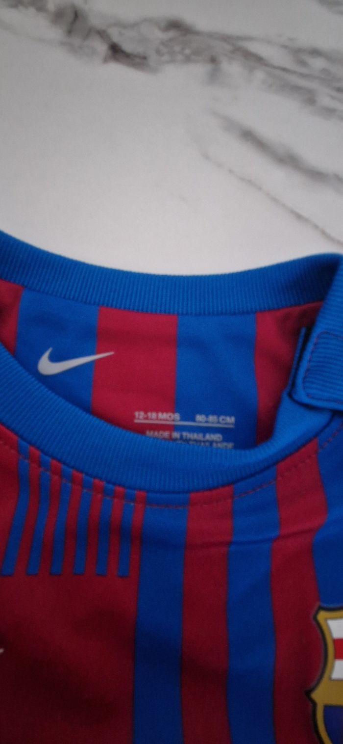 Ensemble foot barcelone - photo numéro 2