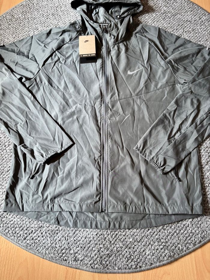 Veste Nike Running avec capuche - photo numéro 2