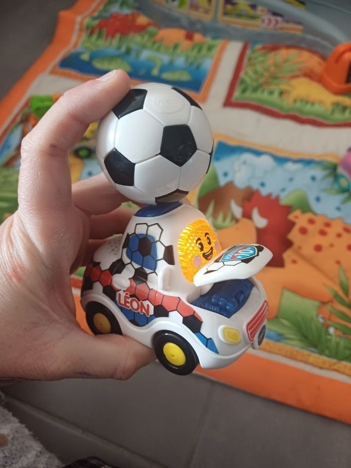 Mon premier garage interactif vtech tut tut bolides - photo numéro 3