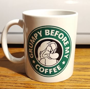 Mug grincheux Blanche-Neige et les sept nains