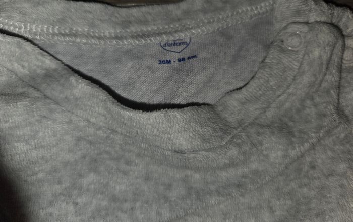 lot  2 pyjamas - photo numéro 2