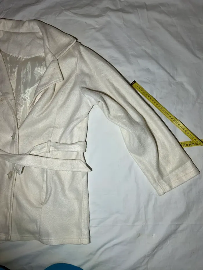 Veste blanche - photo numéro 2