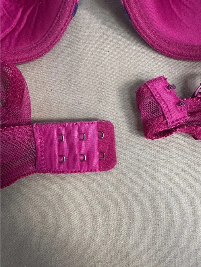 Soutien gorge fushia et bleu marine 85B - photo numéro 7