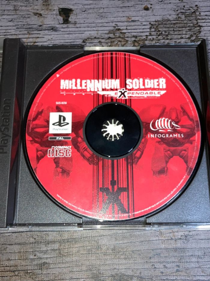 Millennium Soldier Expandable PS1 sans notice VF Sony - photo numéro 4