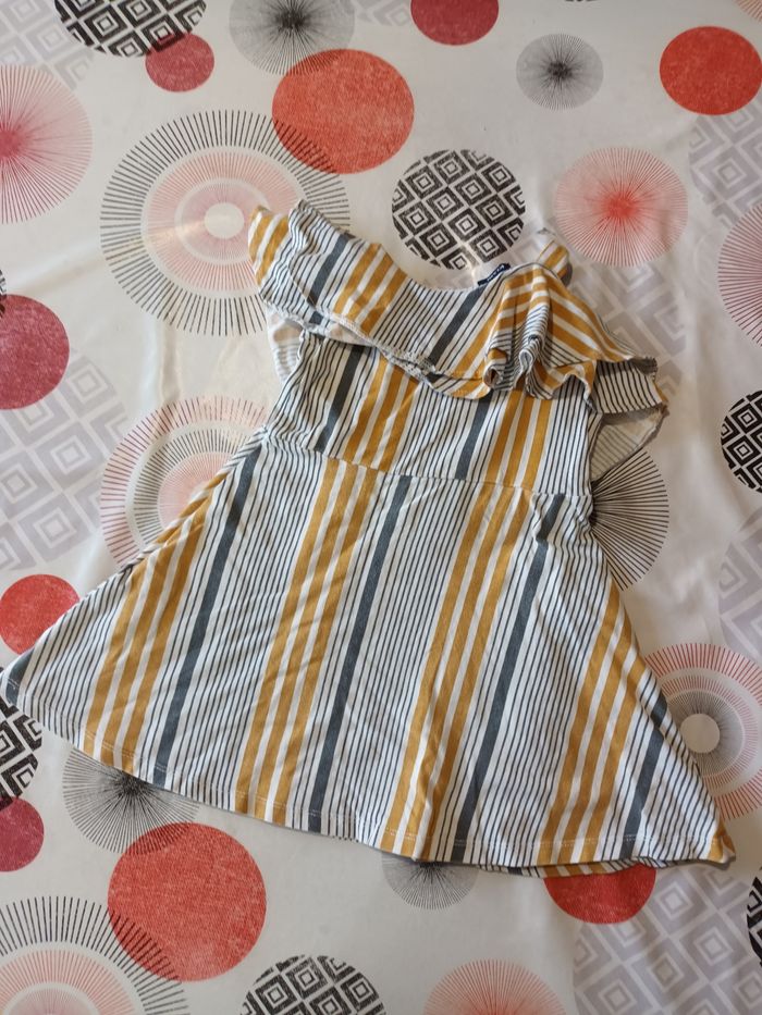 Lot 4 robes 🌴 taille 4 ans - photo numéro 9